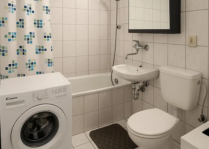 Halle 3 Mit Guter Ausstattung Halle (Saale)