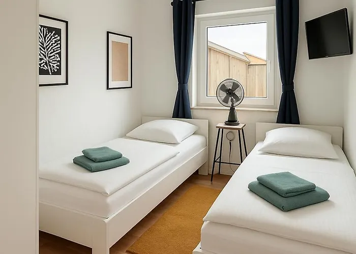 Halle 3 Mit Guter Ausstattung Apartamento